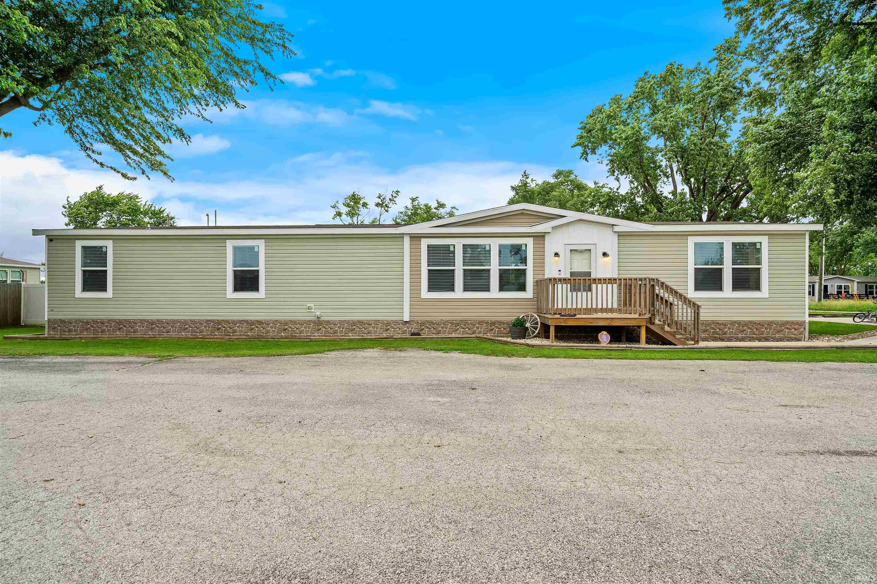 2024 Red Oak Drive Kokomo IN 46901