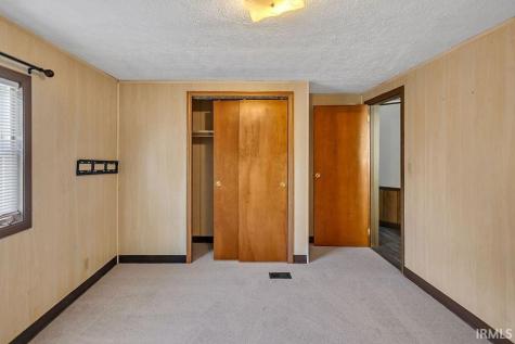 1209 Green Tree Lane Bloomington IN 47403