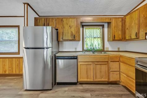 1209 Green Tree Lane Bloomington IN 47403