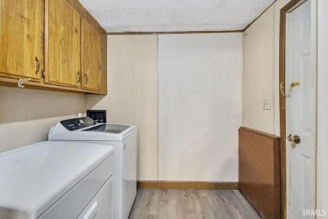 1209 Green Tree Lane Bloomington IN 47403