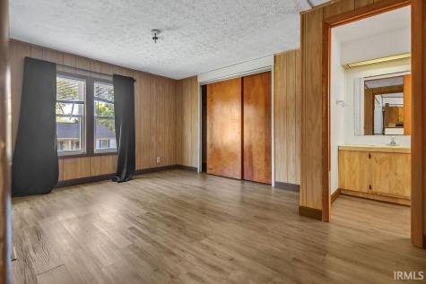 1209 Green Tree Lane Bloomington IN 47403
