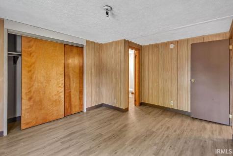 1209 Green Tree Lane Bloomington IN 47403