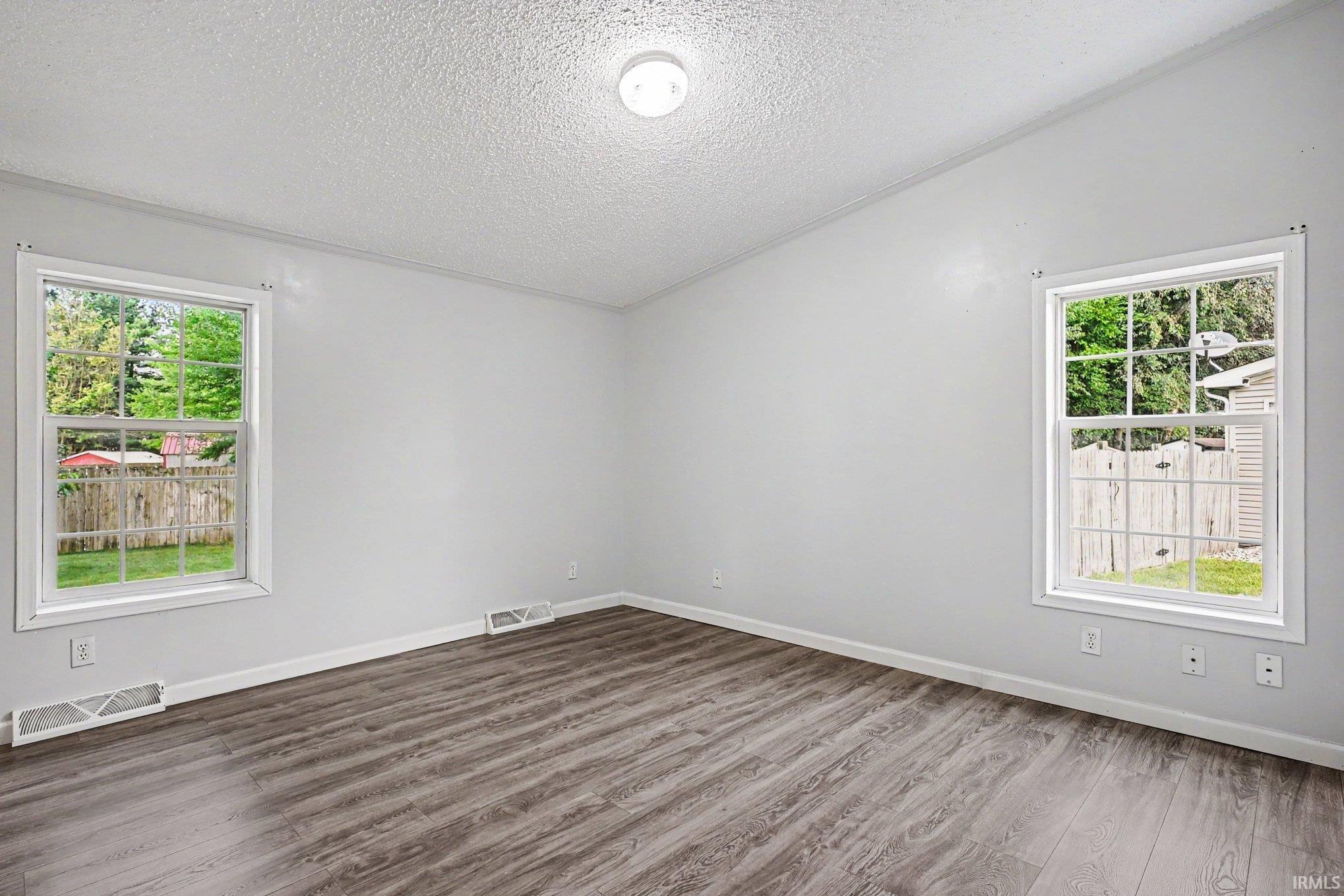 1549 Sedgewick Court Elkhart IN 46516