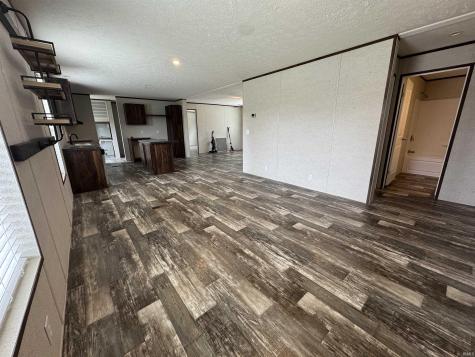 9123 E Pine Road Bloomfield IN 47424