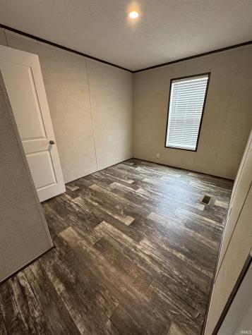 9123 E Pine Road Bloomfield IN 47424