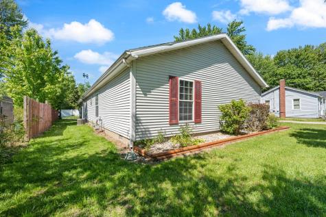 919 E Sheridan Street Warsaw IN 46580