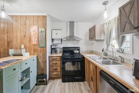 224 N Indiana Street Greentown IN 46936
