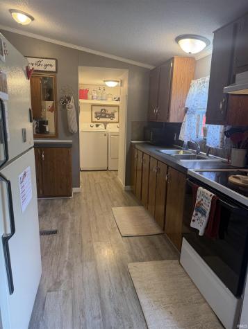 438 W Davis Street Bloomfield IN 47424