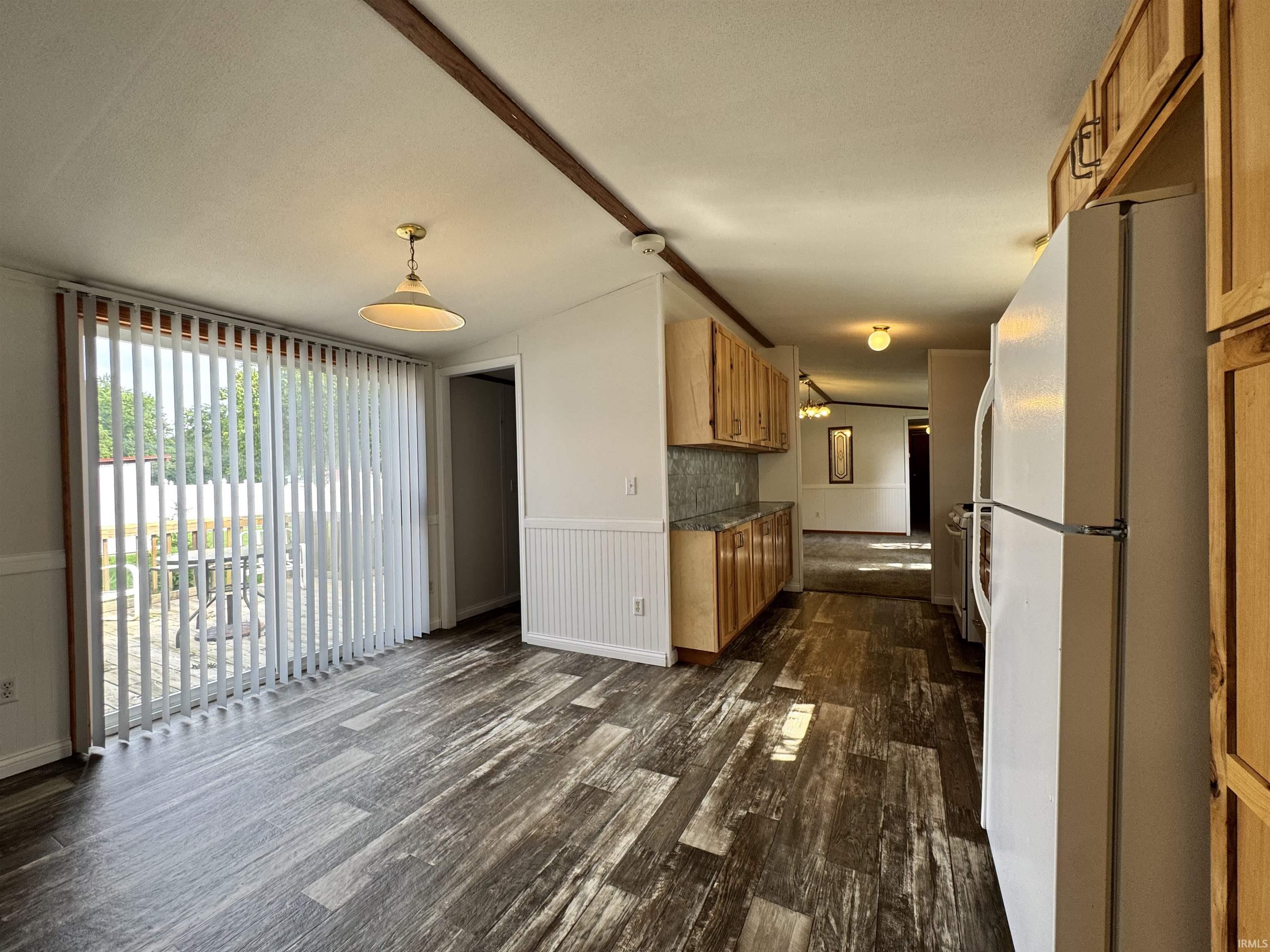 402 S Higbee Street Milford IN 46542