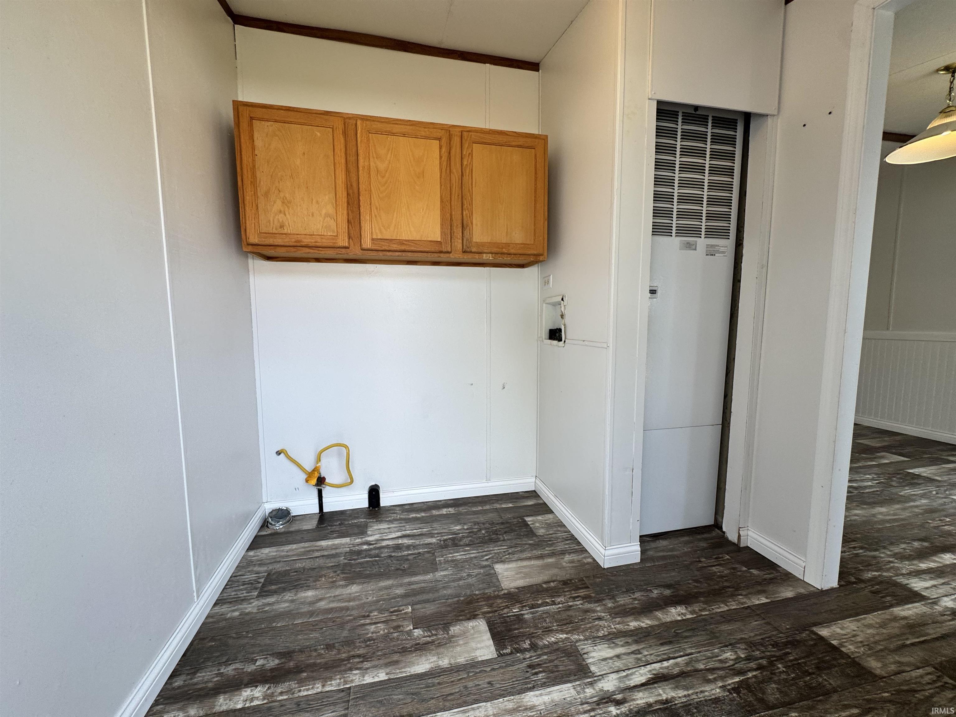 402 S Higbee Street Milford IN 46542