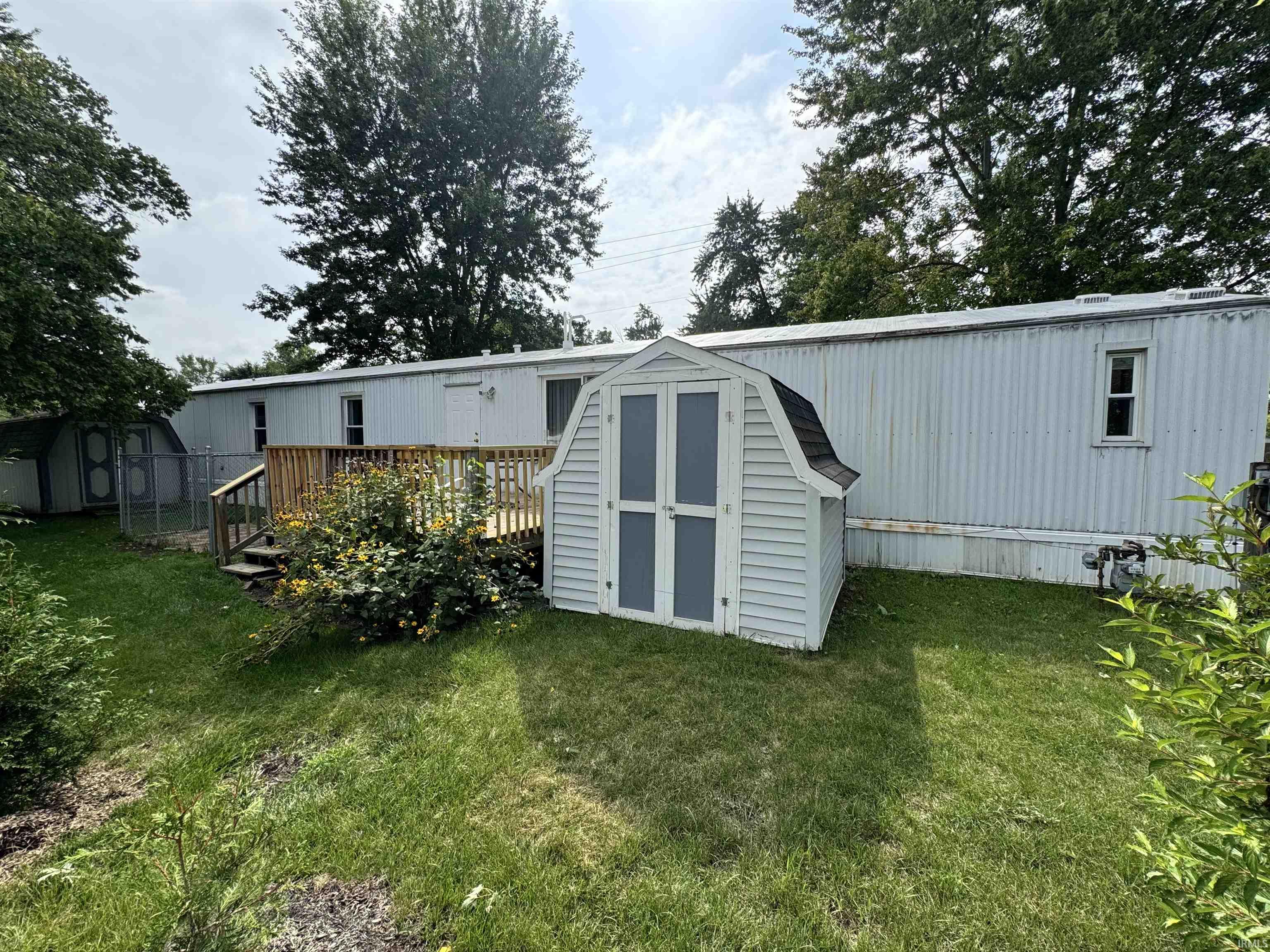 402 S Higbee Street Milford IN 46542