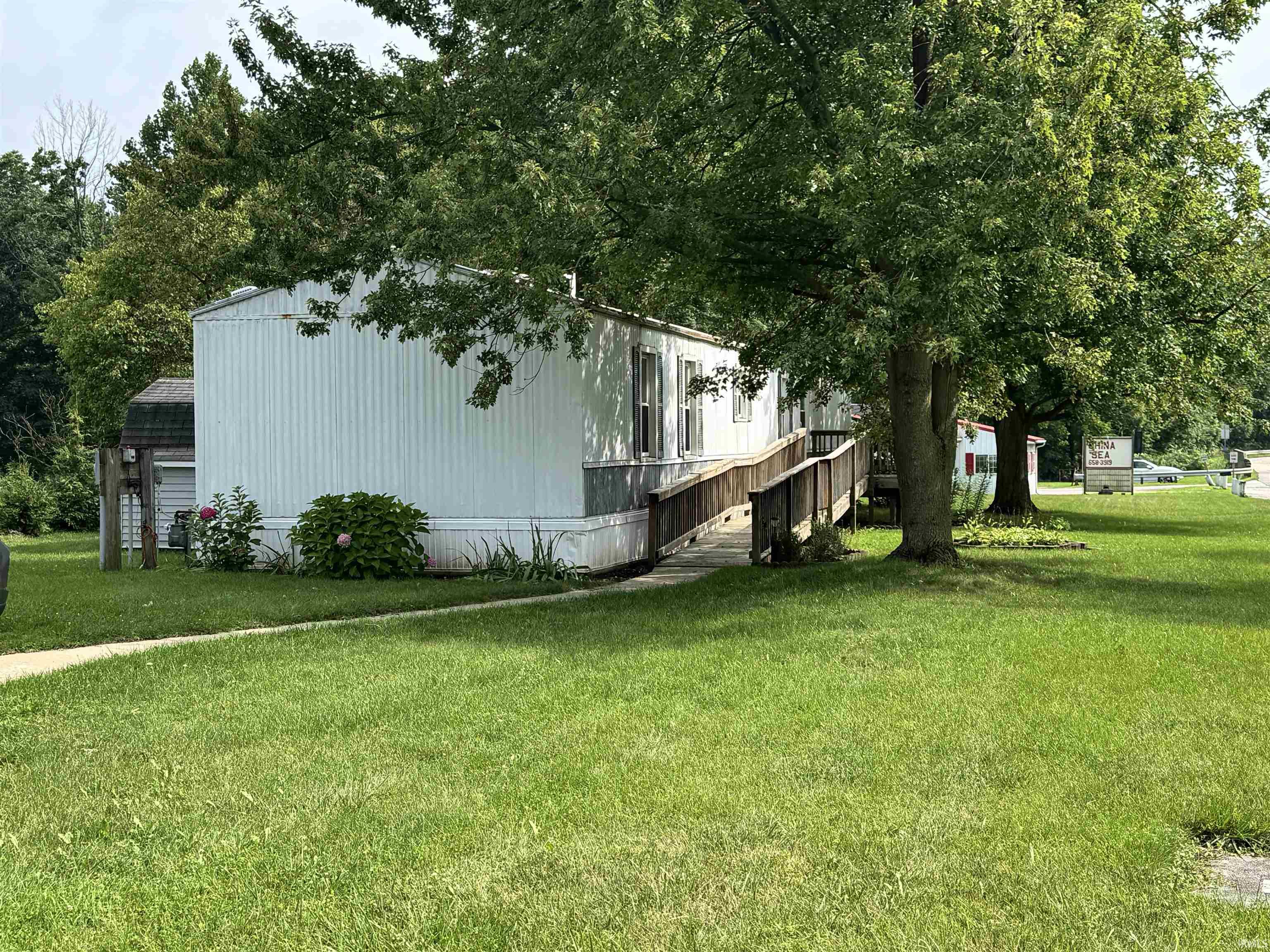 402 S Higbee Street Milford IN 46542