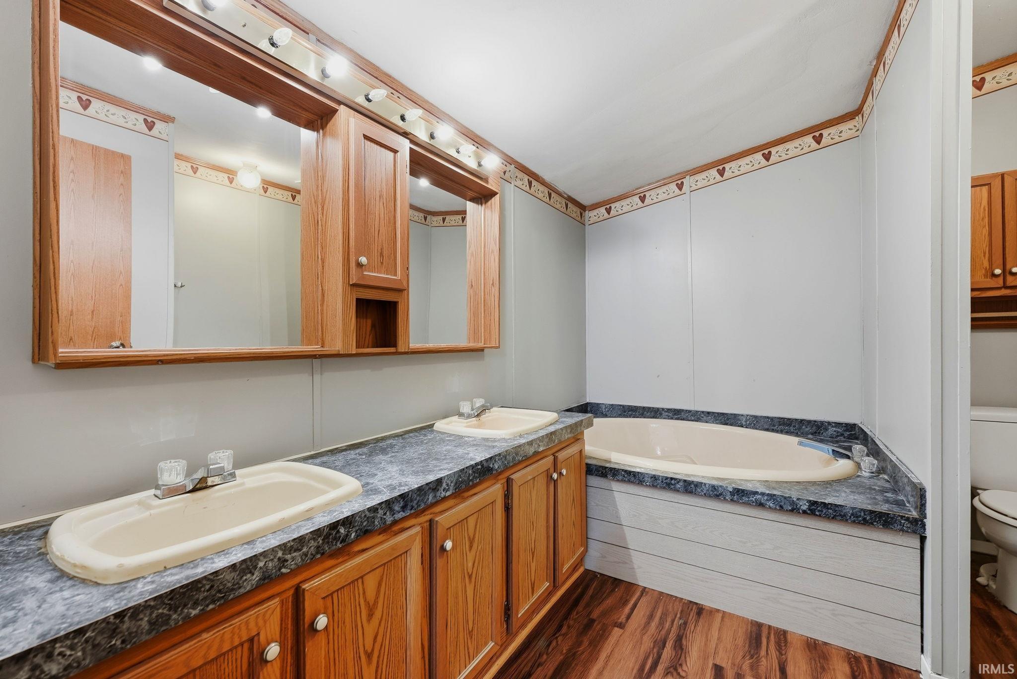 340 E Tulip Tree Lane Warsaw IN 46580