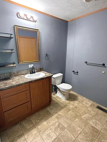 200 Dewey Street Loogootee IN 47553