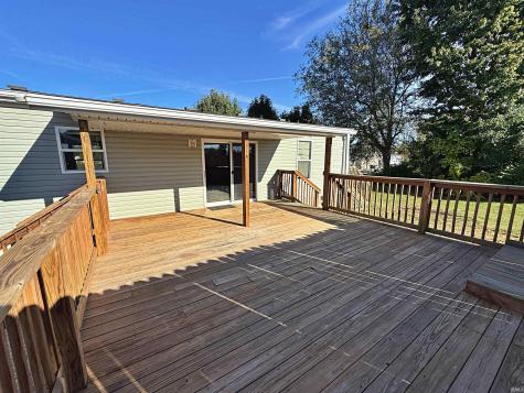 200 Dewey Street Loogootee IN 47553
