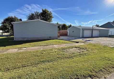 200 Dewey Street Loogootee IN 47553