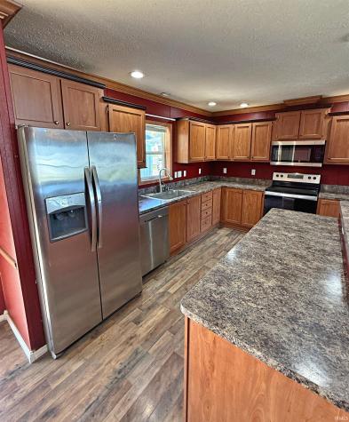 200 Dewey Street Loogootee IN 47553