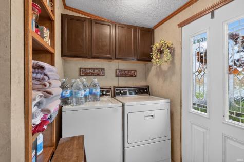 6831 N 1225 W Monticello IN 47960
