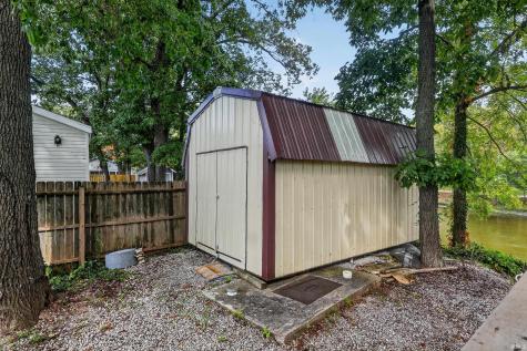 6831 N 1225 W Monticello IN 47960