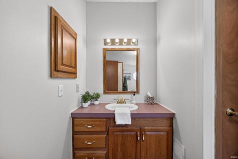 7516 S County Road 100 W Clay City IN 47841