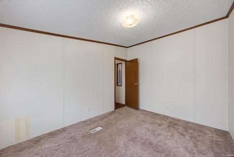 7516 S County Road 100 W Clay City IN 47841