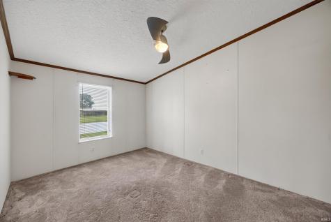 7516 S County Road 100 W Clay City IN 47841
