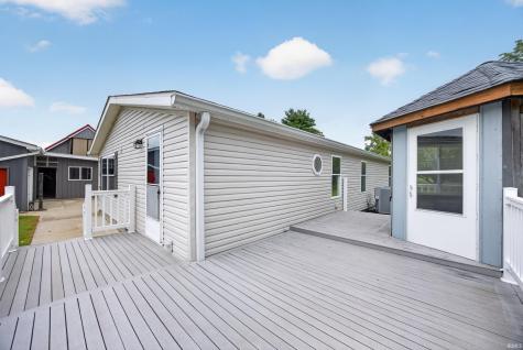 7516 S County Road 100 W Clay City IN 47841