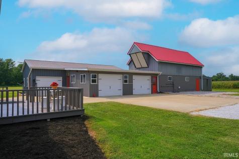 7516 S County Road 100 W Clay City IN 47841