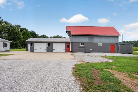 7516 S County Road 100 W Clay City IN 47841
