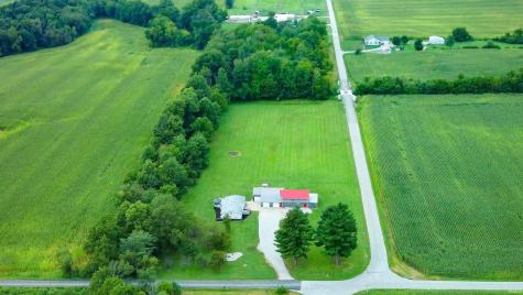 7516 S County Road 100 W Clay City IN 47841