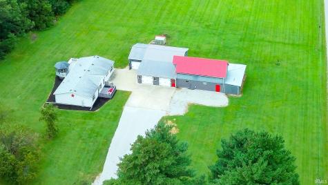 7516 S County Road 100 W Clay City IN 47841