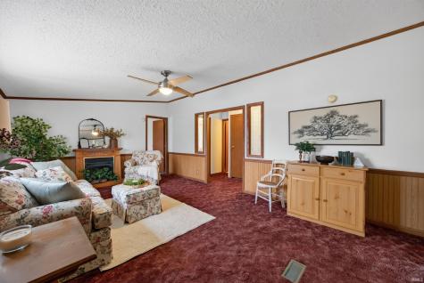 7516 S County Road 100 W Clay City IN 47841