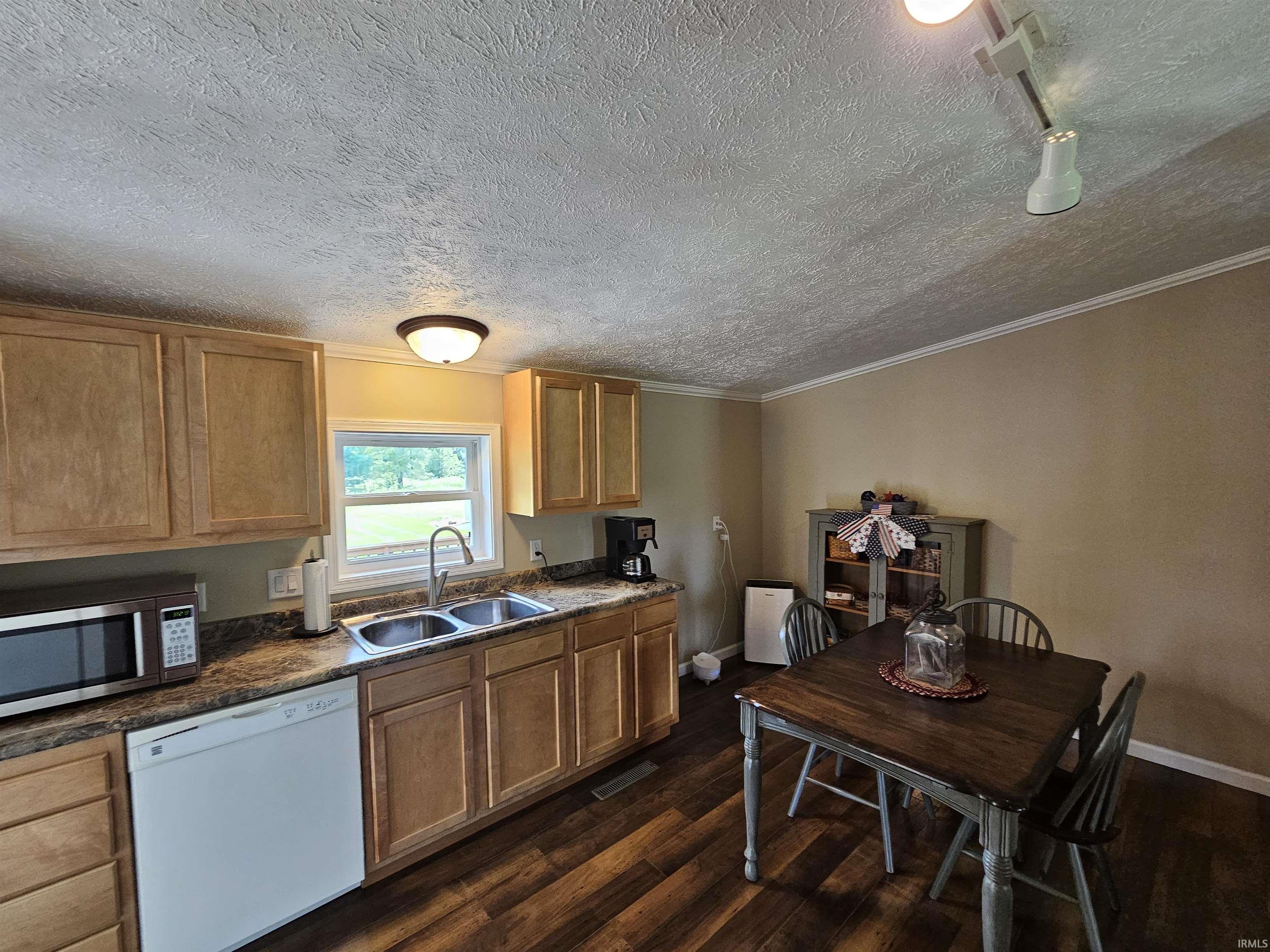 18483 5th Road Plymouth IN 46563