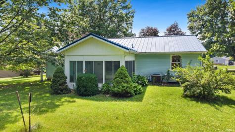 3394 N Old Farm Road Warsaw IN 46582