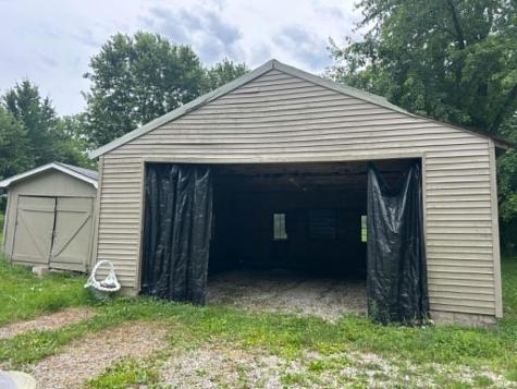 4909 W County Rd 1375 S Road Jasonville IN 47438