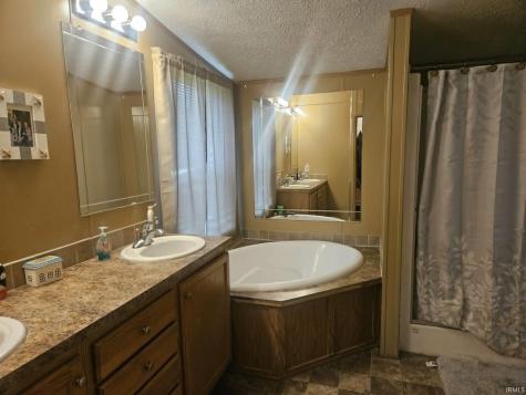 762 Rolling Hills Estates Road Washington IN 47501