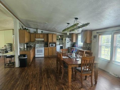 762 Rolling Hills Estates Road Washington IN 47501