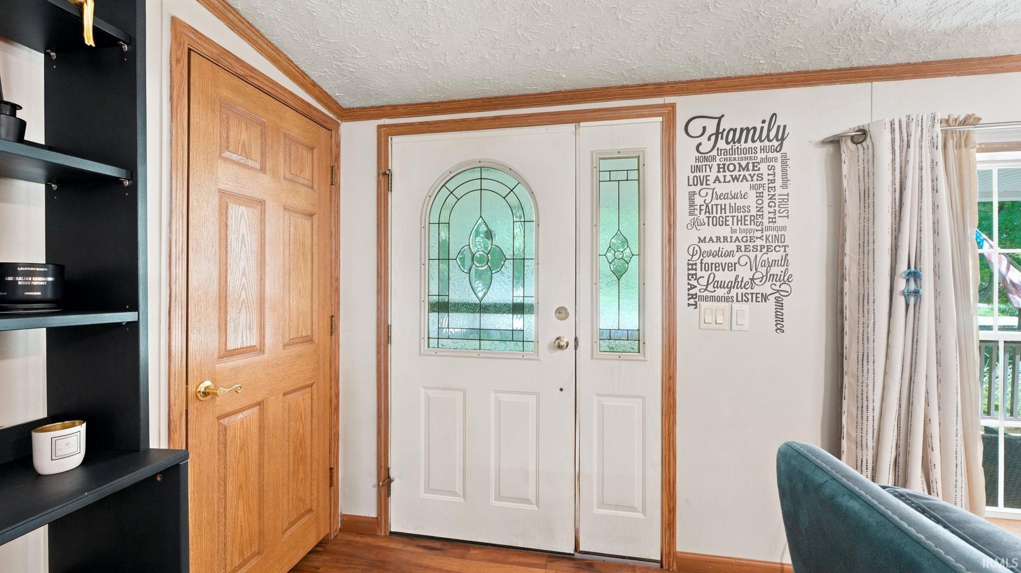 1495 E Dove Lane Milford IN 46542