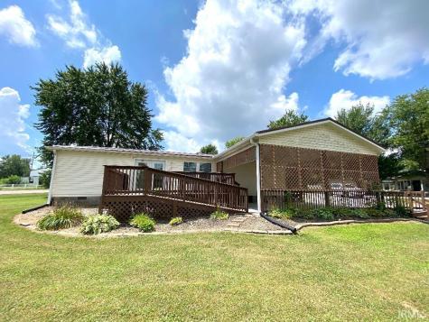 479 N Chestnut Street Switz City IN 47465