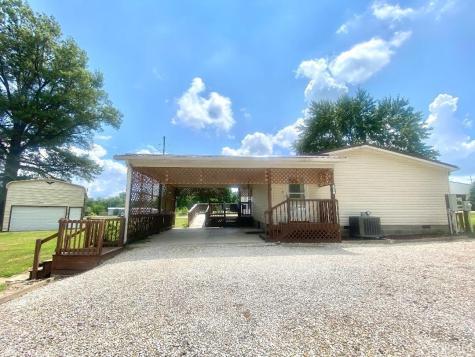 479 N Chestnut Street Switz City IN 47465