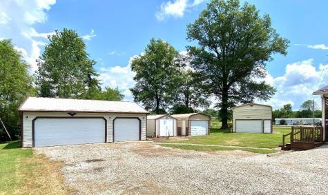 479 N Chestnut Street Switz City IN 47465