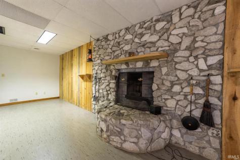3843 S 700 W Road Owensville IN 47665