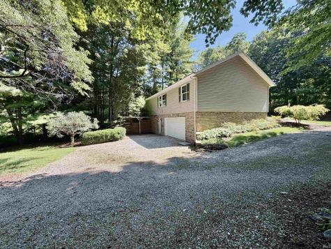 3843 S 700 W Road Owensville IN 47665