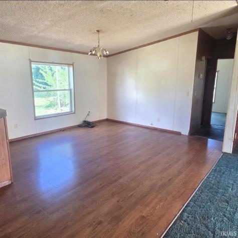 7472 S 1050 W Road Owensville IN 47665