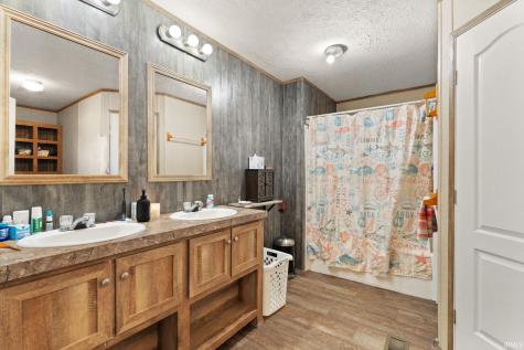 165 N 4th Street Scottsburg IN 47170