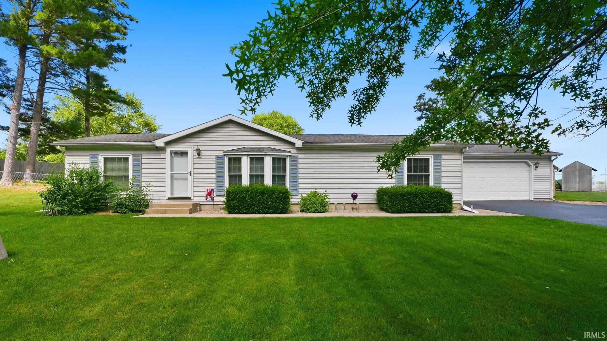 2728 E Evergreen Drive Warsaw IN 46582