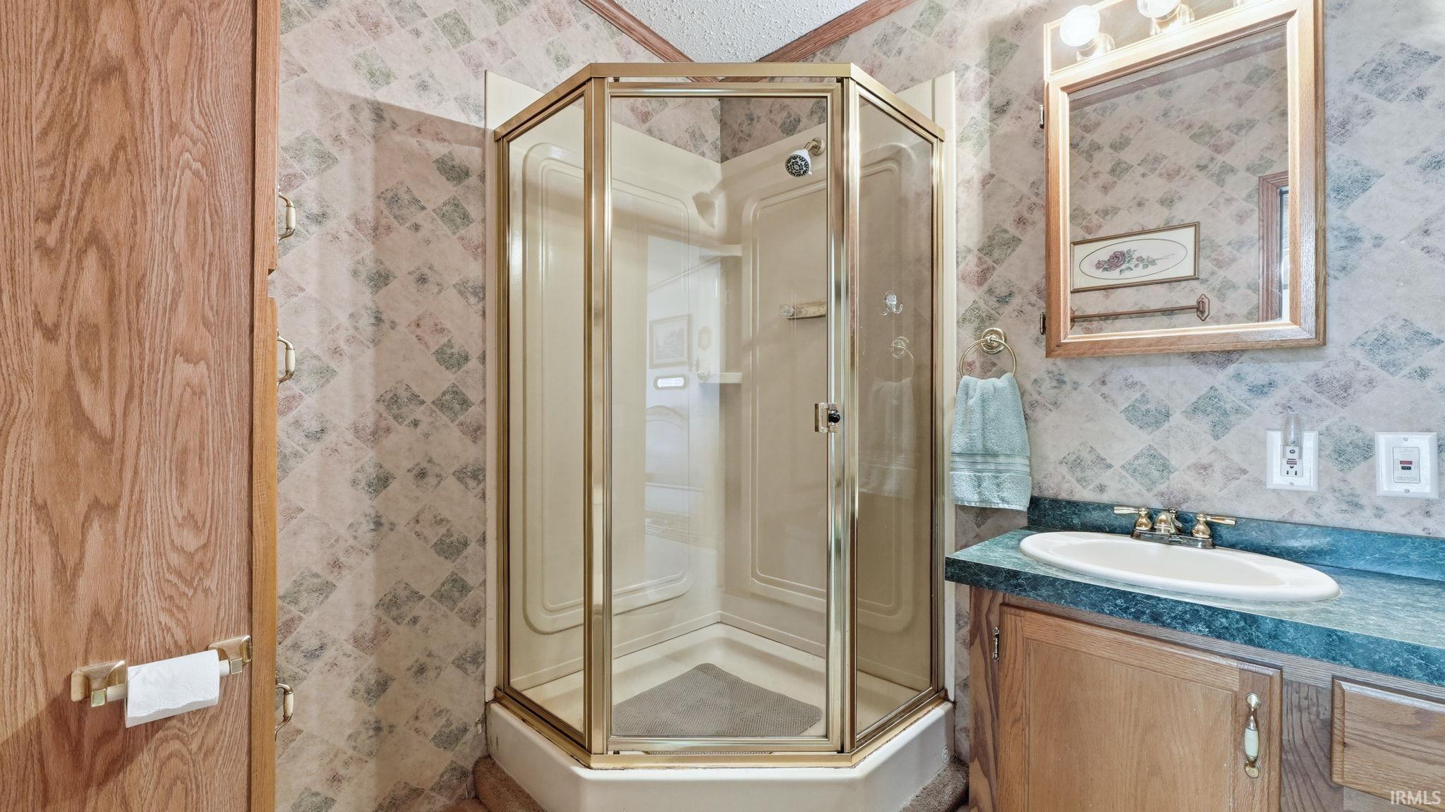 2728 E Evergreen Drive Warsaw IN 46582