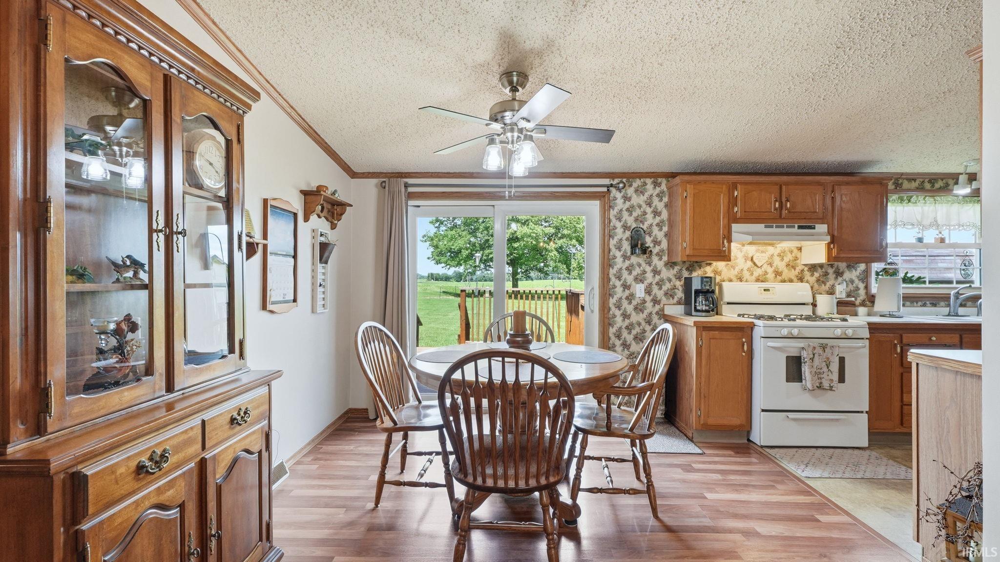 2728 E Evergreen Drive Warsaw IN 46582