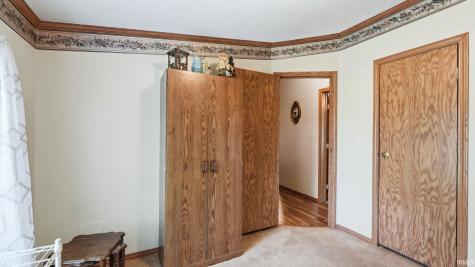 2728 E Evergreen Drive Warsaw IN 46582