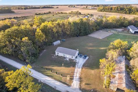 1986 E Hunter Hill Road Attica IN 47918